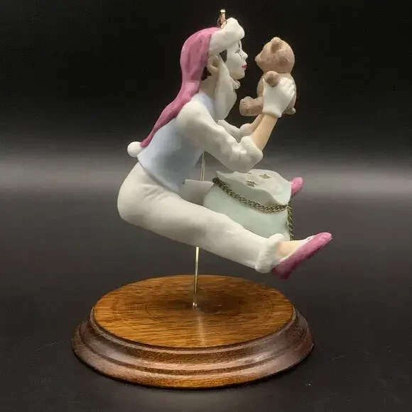 Vintage 1987 Hallmark Keepsake Mime Clown Teddy Bear Ornament - Picture 3 of 16